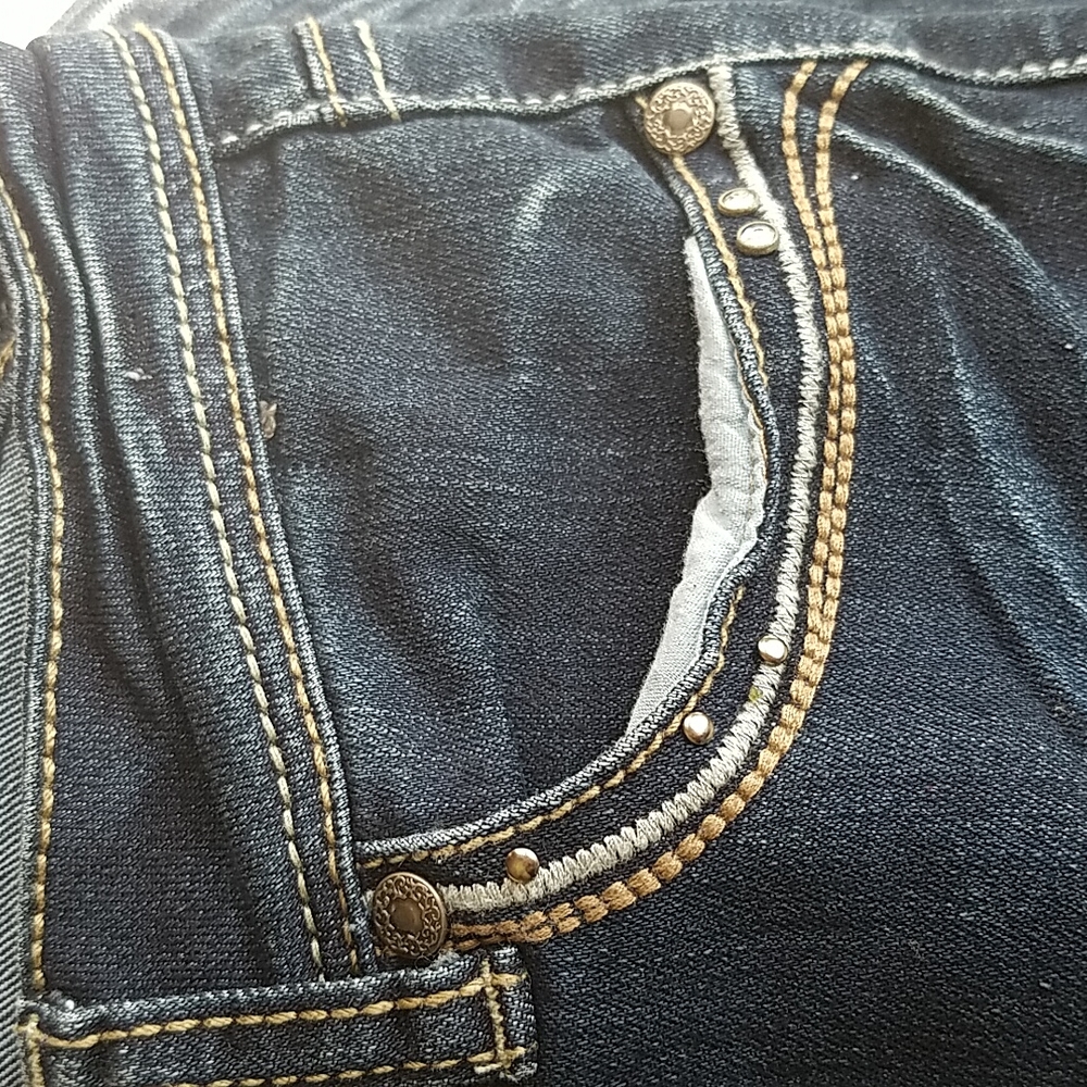 Jeans - Picture 2 of 7